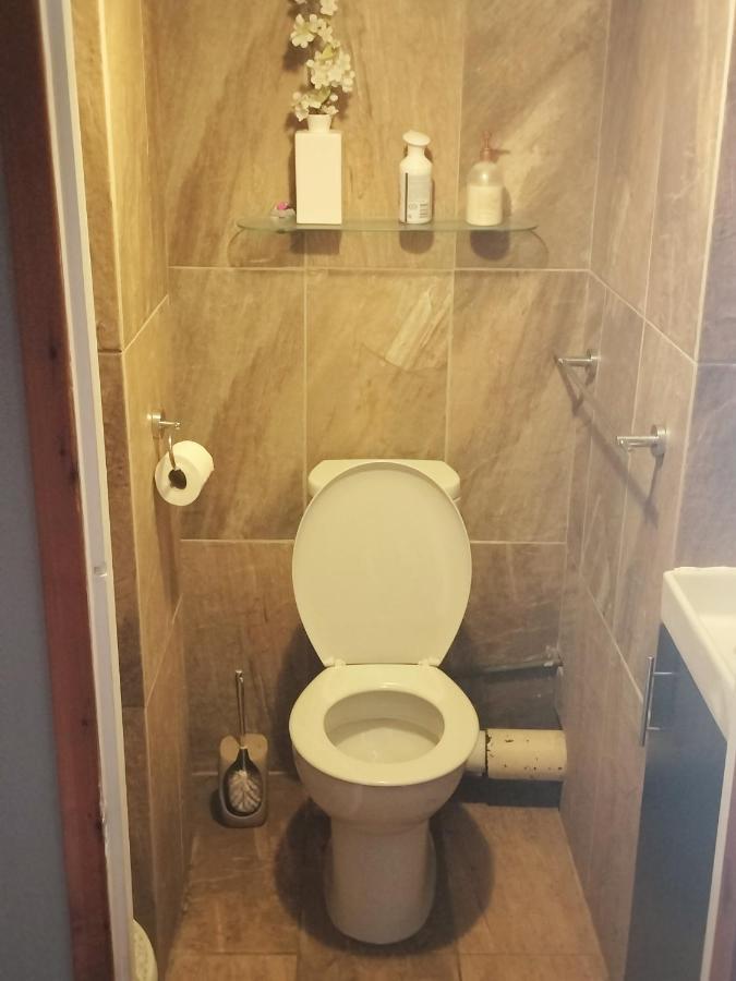 The Oast Apartment เมดสโตน ภายนอก รูปภาพ